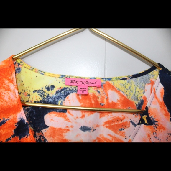 â˘BETSEY JOHNSON⢠Kimono V-Neck Bell Sleeve Top - Picture 5 of 7